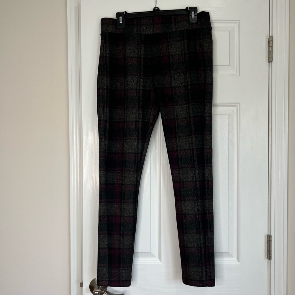 ! NWOT. Ann Taylor plaid pants